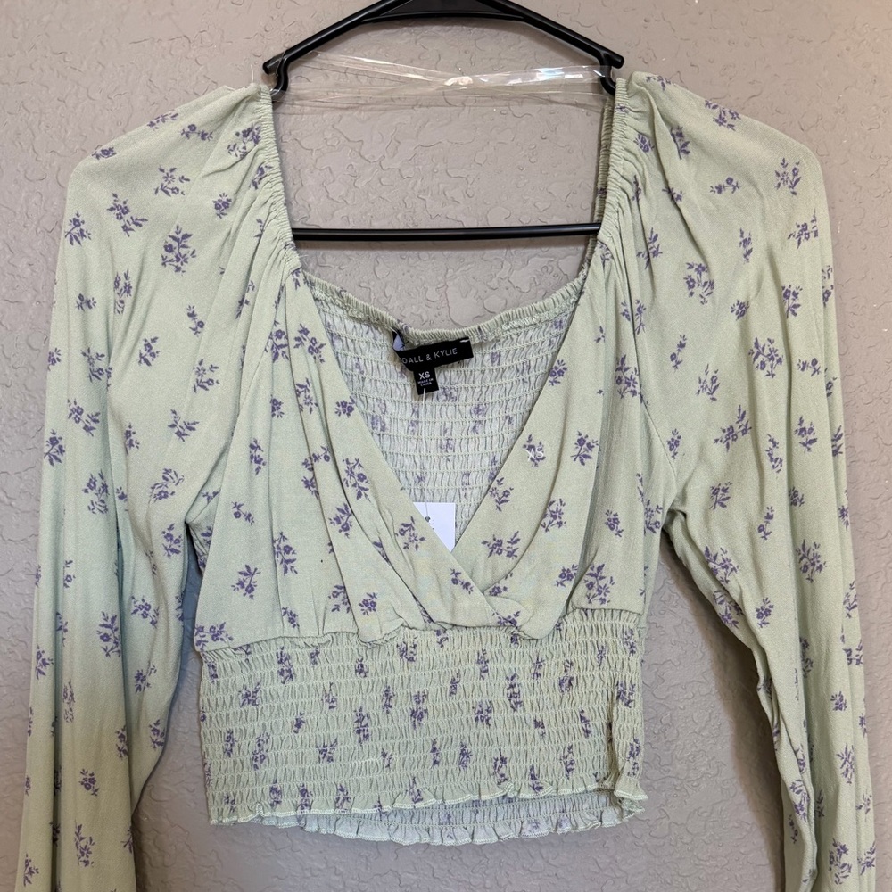 Kendall & Kylie Pacsun Light Green Floral Smocked Blouse